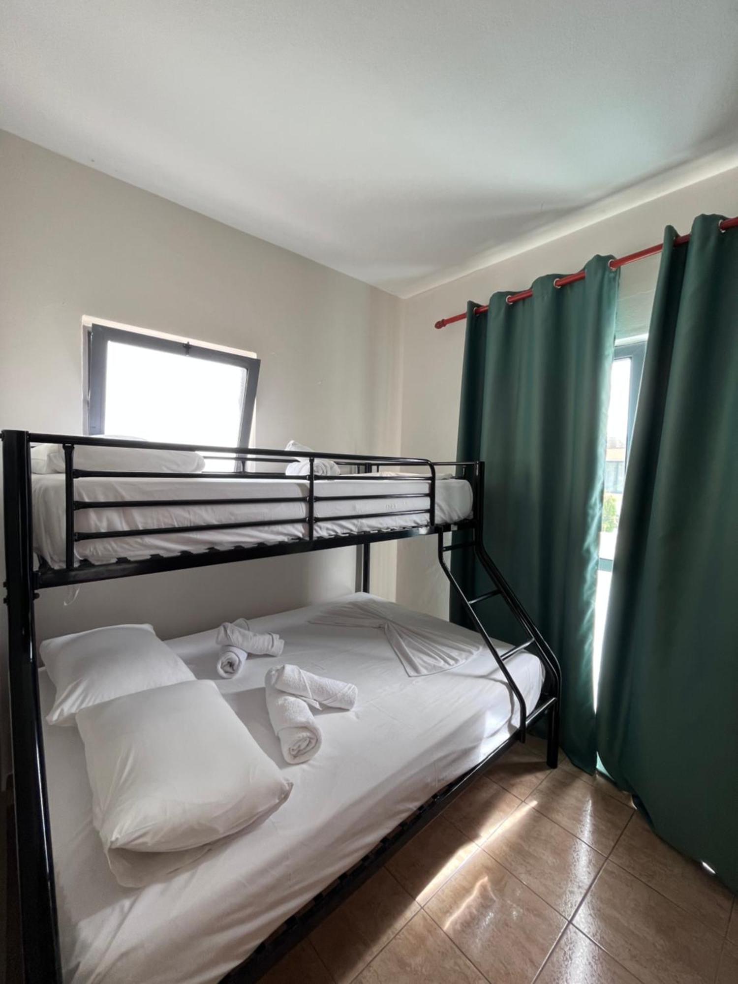 Hotel Primavera Саранде Екстериор снимка