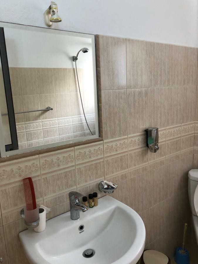 Hotel Primavera Саранде Екстериор снимка